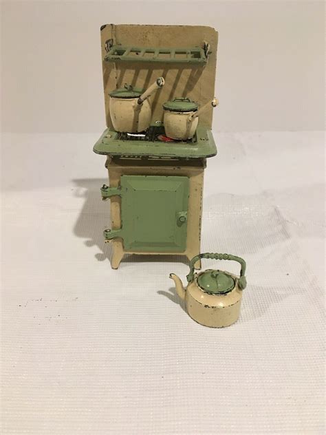 metal stove made in england doll house|Vintage 1950's A. Barrett & Sons Doll's House Gas Cooker.